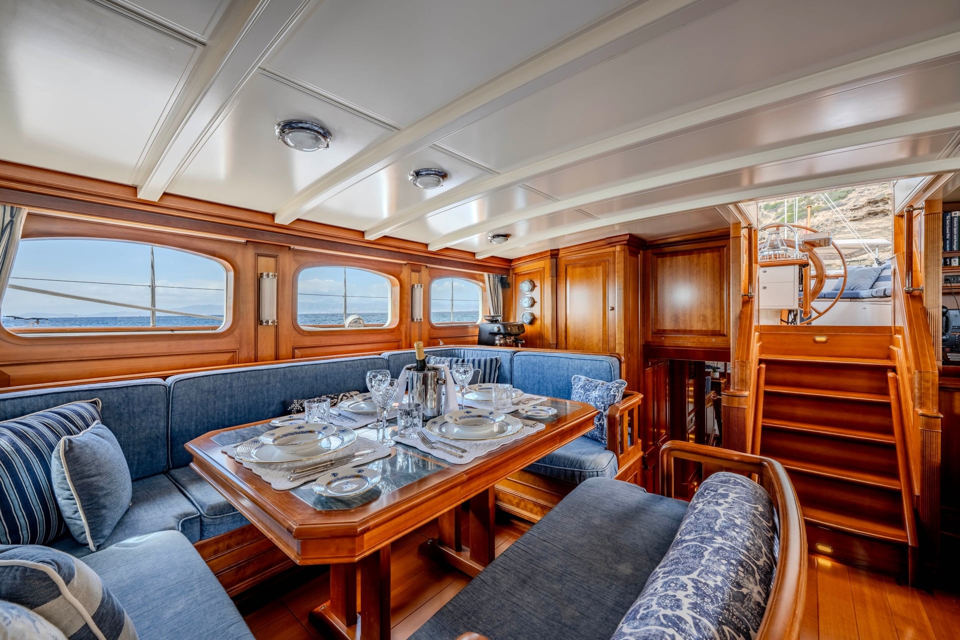 14-Royal Huisman FOFTEIN